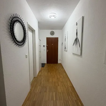 Beautiful With Skyline Views 70qm Apartament