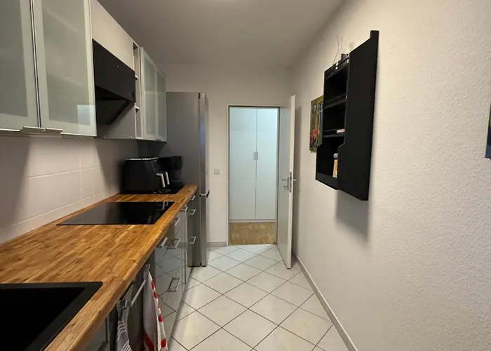 Beautiful With Skyline Views 70qm